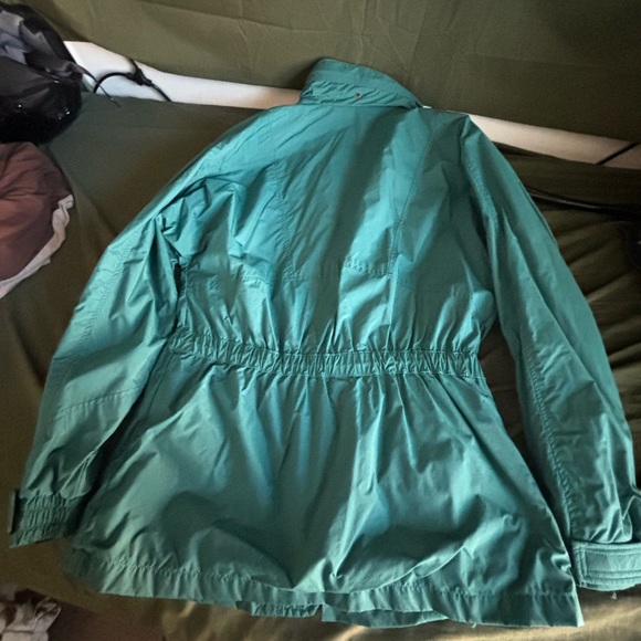 ProGear Medium Green Raincoat - Picture 2 of 7